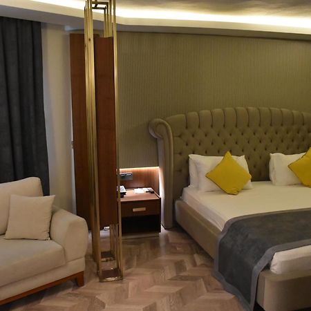 Uk Ankara Hotel Ngoại thất bức ảnh