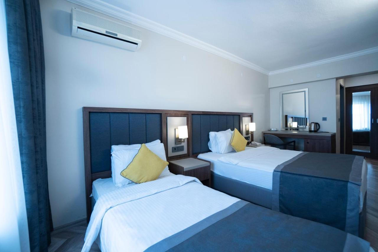 Uk Ankara Hotel Ngoại thất bức ảnh