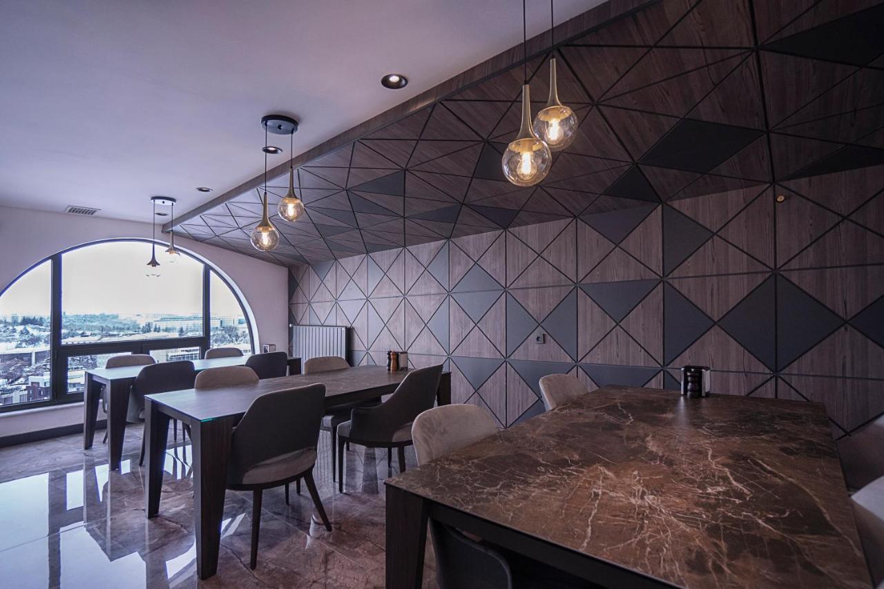 Uk Ankara Hotel Ngoại thất bức ảnh