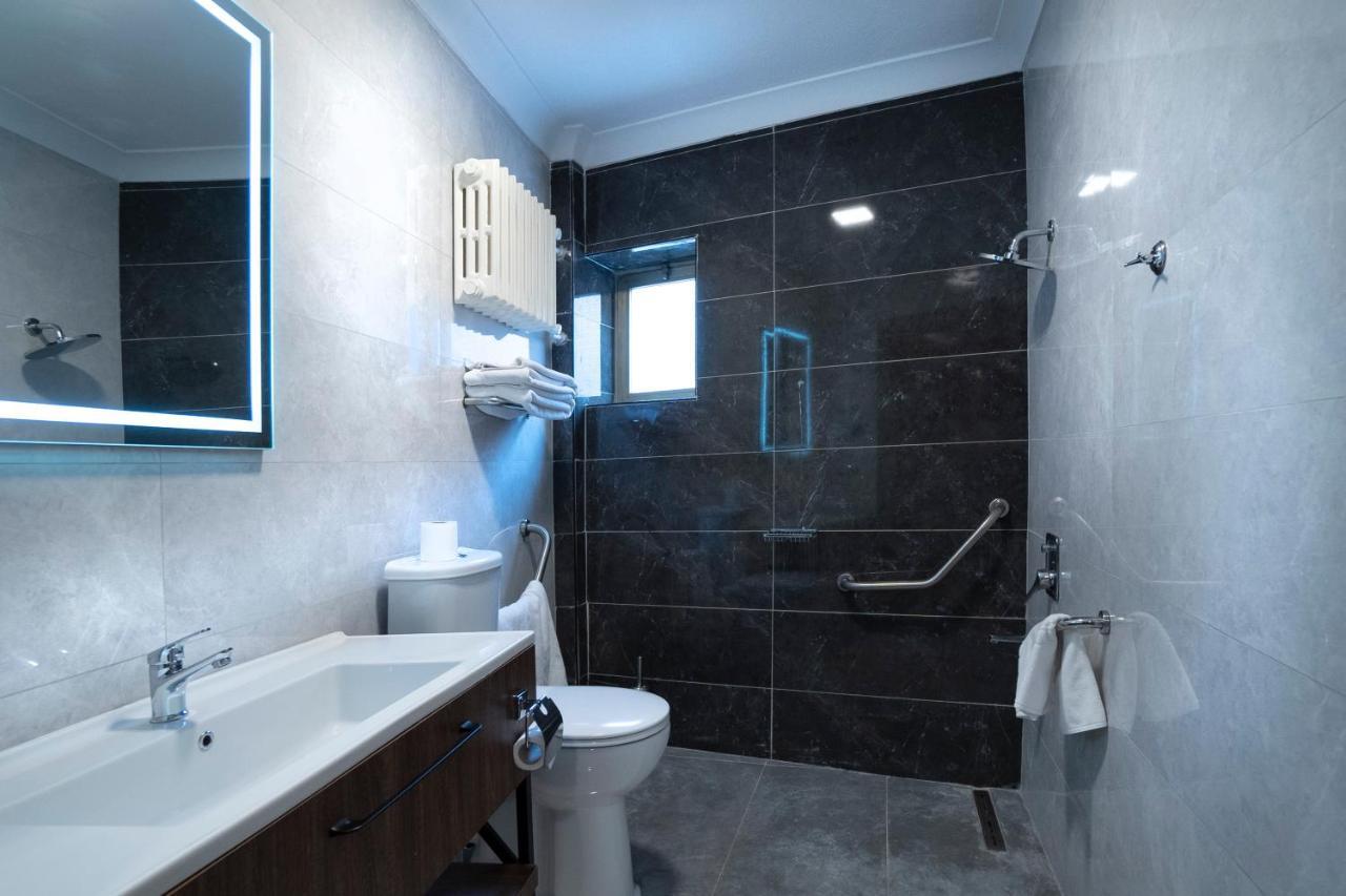 Uk Ankara Hotel Ngoại thất bức ảnh