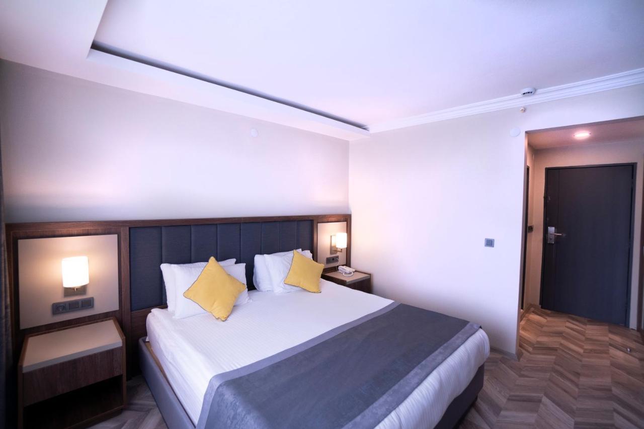 Uk Ankara Hotel Ngoại thất bức ảnh